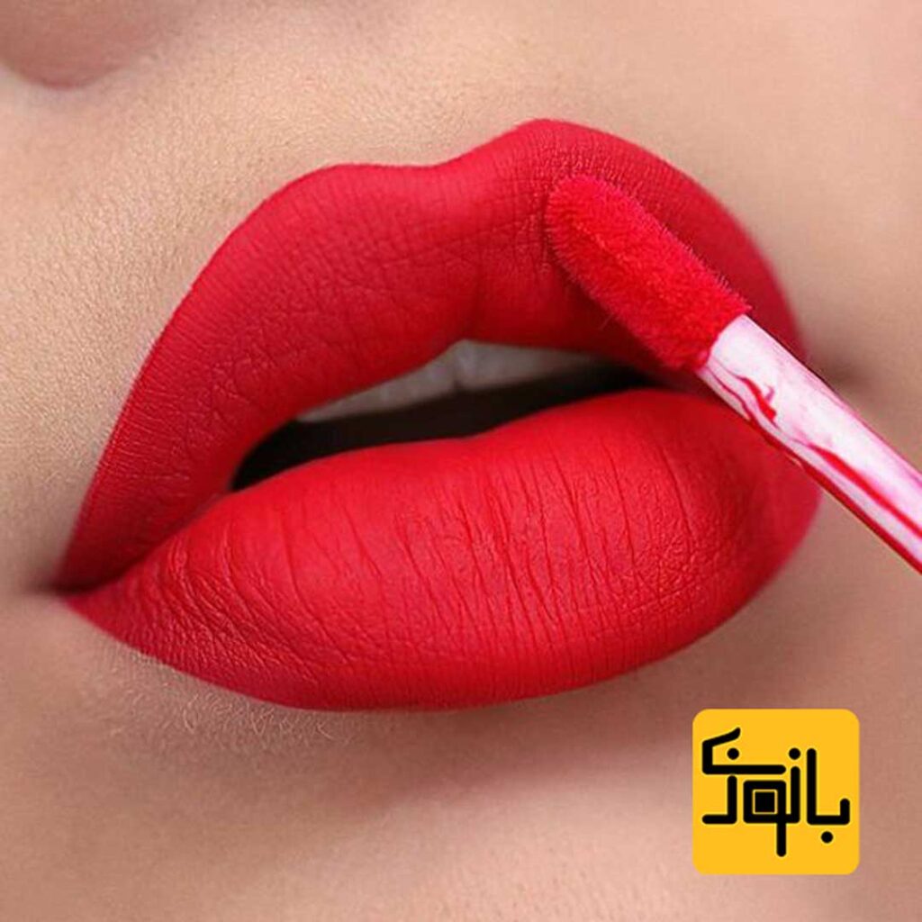 جدیدترین مدل های ترند آرایش لب ساده و شیک