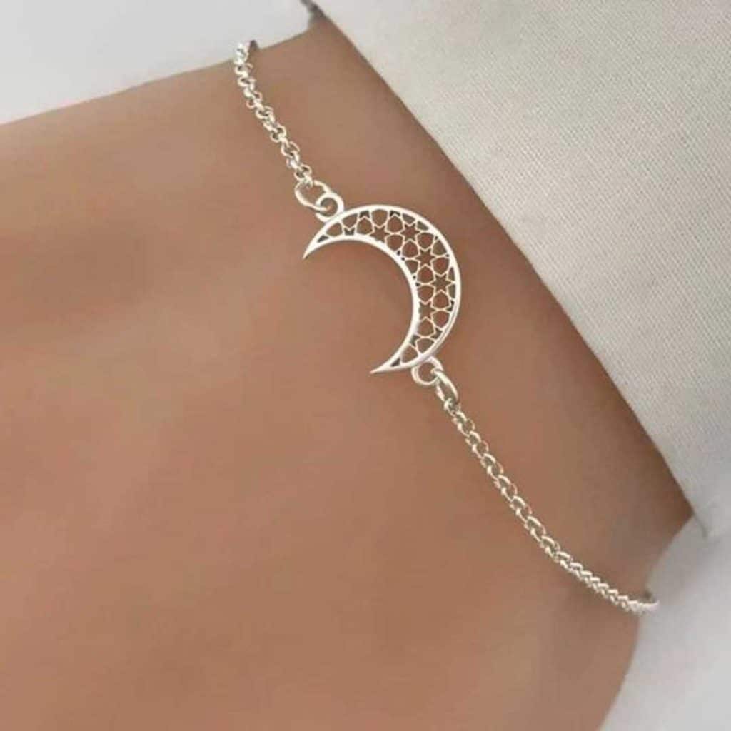 دستبند طرح ماه مدرن