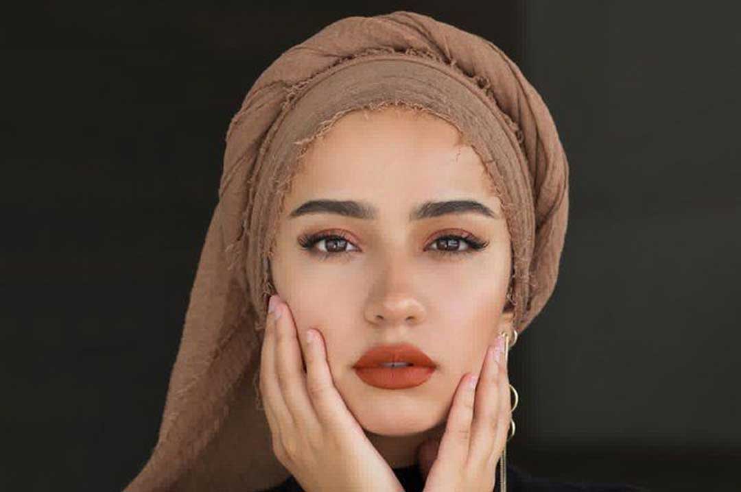 جدیدترین و شیک ترین مدل های بستن شال و روسری با حجاب + ویدیو ۱۴۰۵