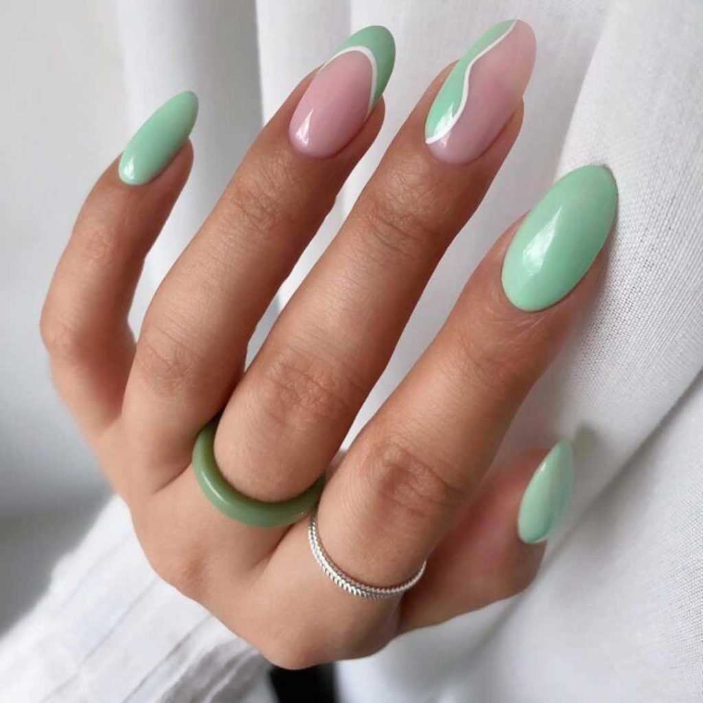 ناخن سبز پاستلی