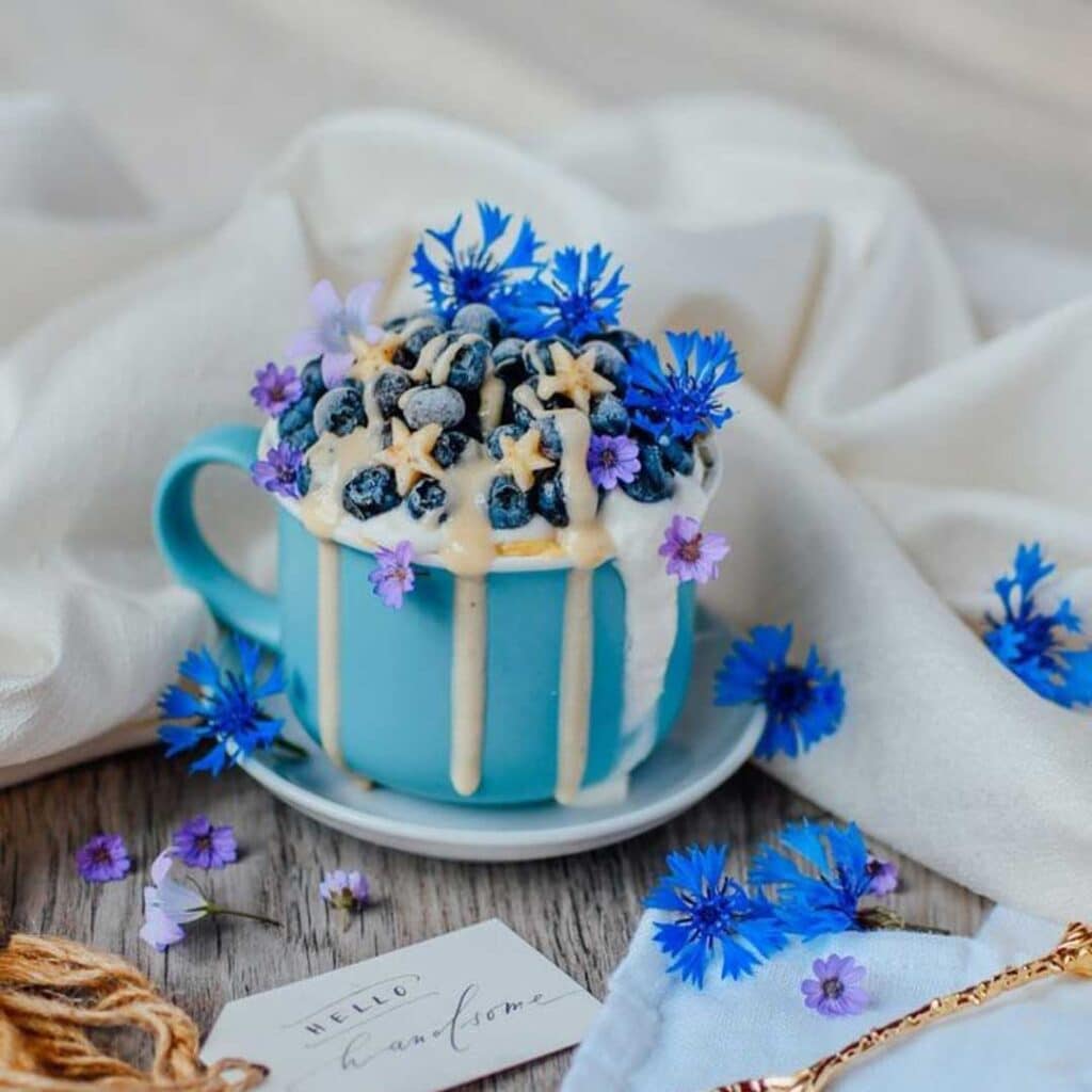 دیزاین کیک فنجونی