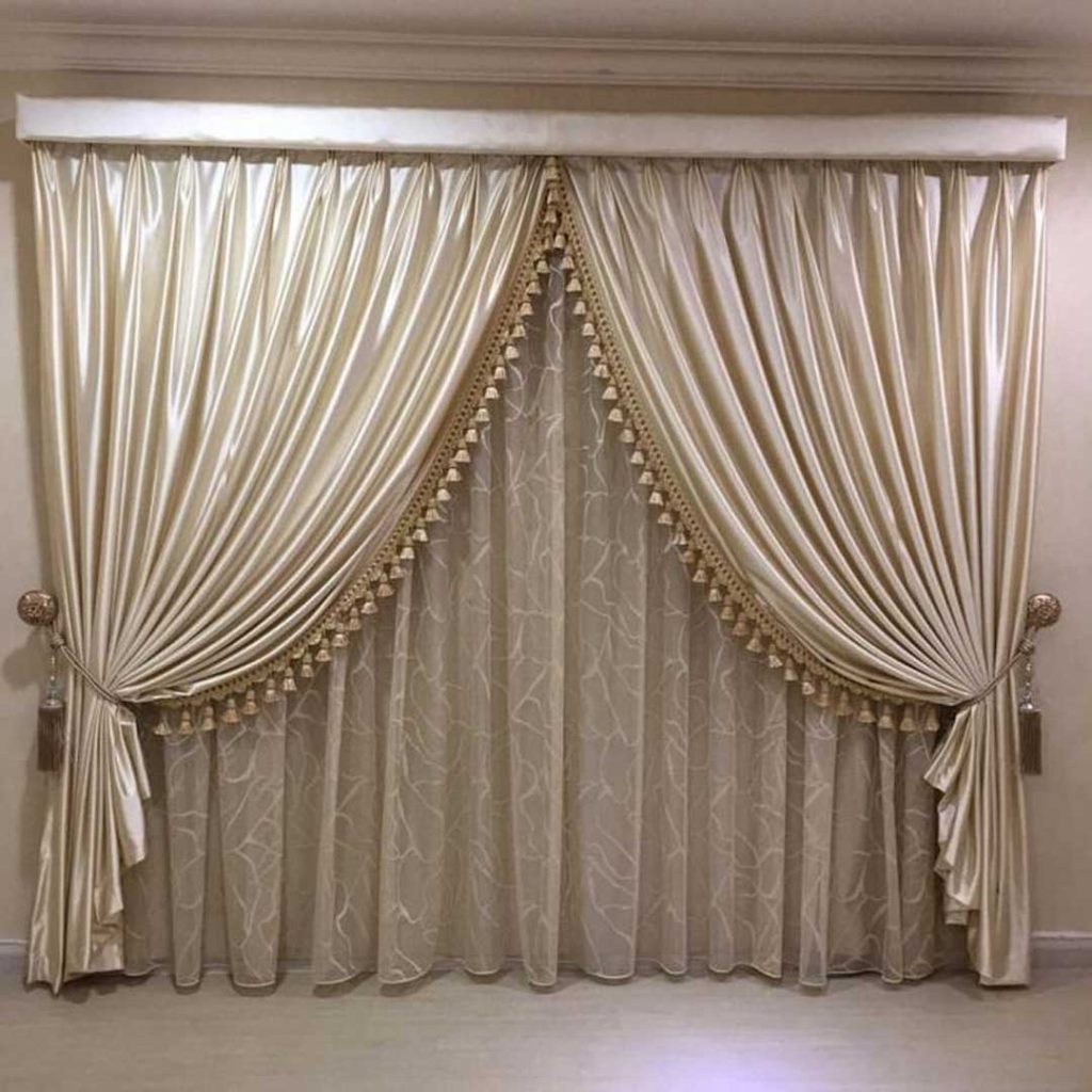دیزاین پرده خاص برای قسمت پذیرایی 