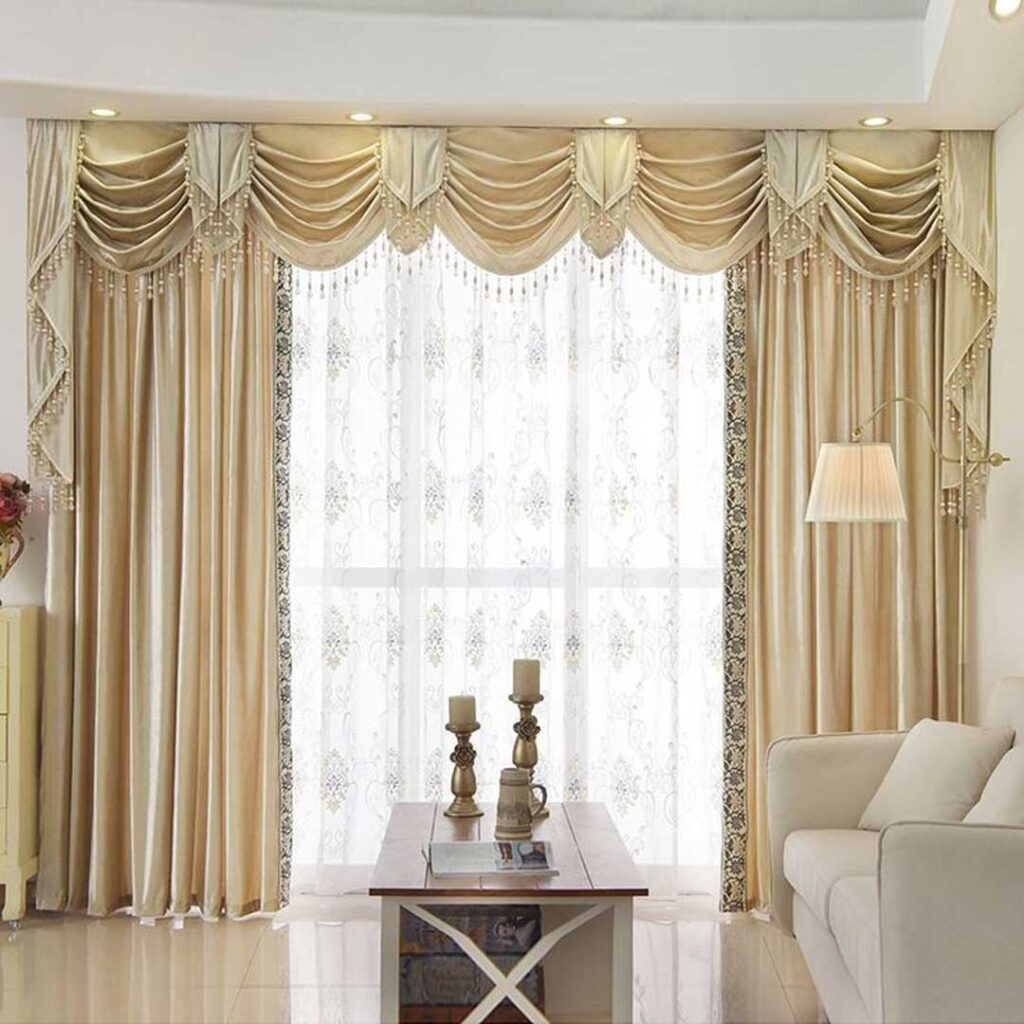 دیزاین پرده  کلاسیک پذیرایی خانه