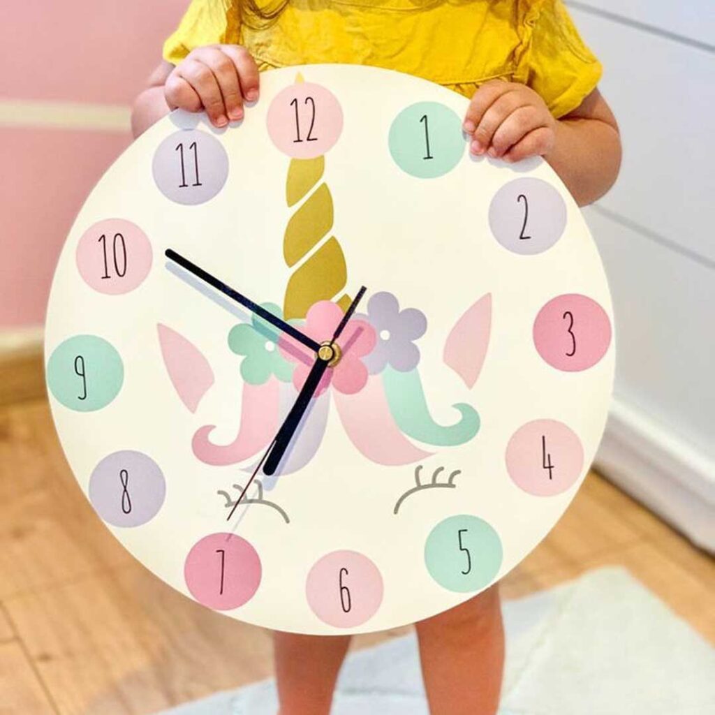  ساعت دیواری کارتونی اسب تک شاخ