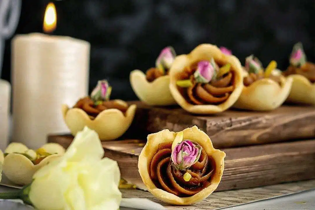 زیباترین و شیک ترین مدل های تزیین حلوا مجلسی ۱۴۰۵