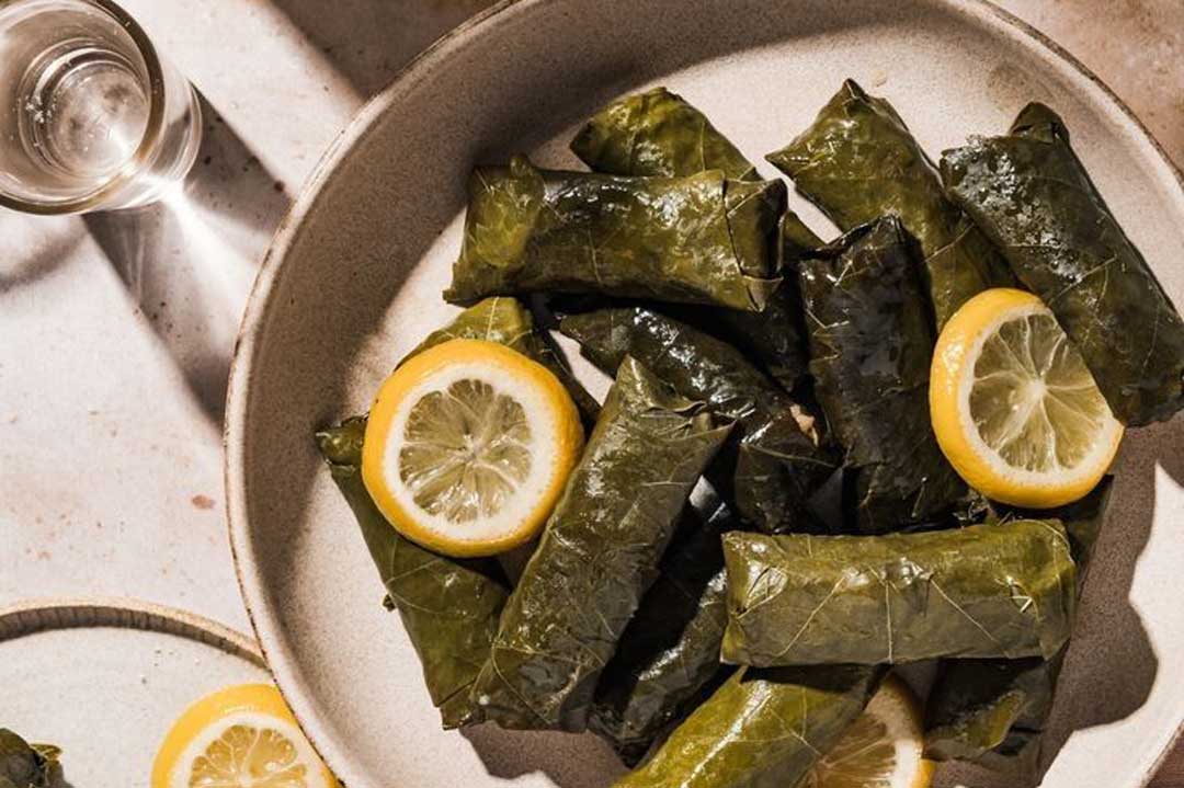 مواد لازم + طرز تهیه دلمه برگ مو