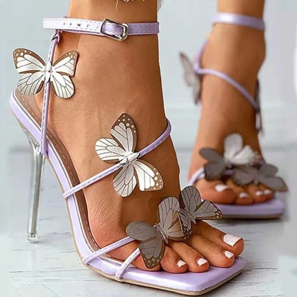 کفش پاشنه بلند پروانه ای