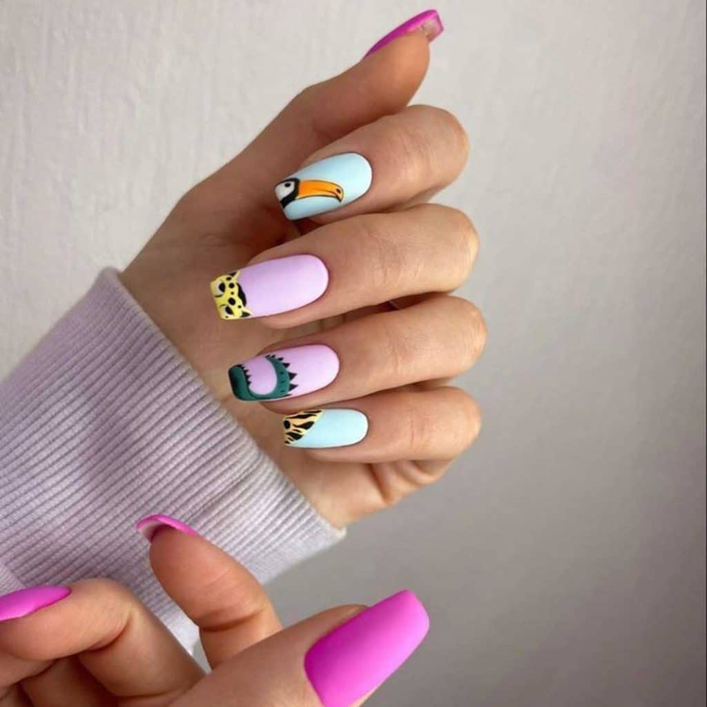 ناخن بلند مربعی