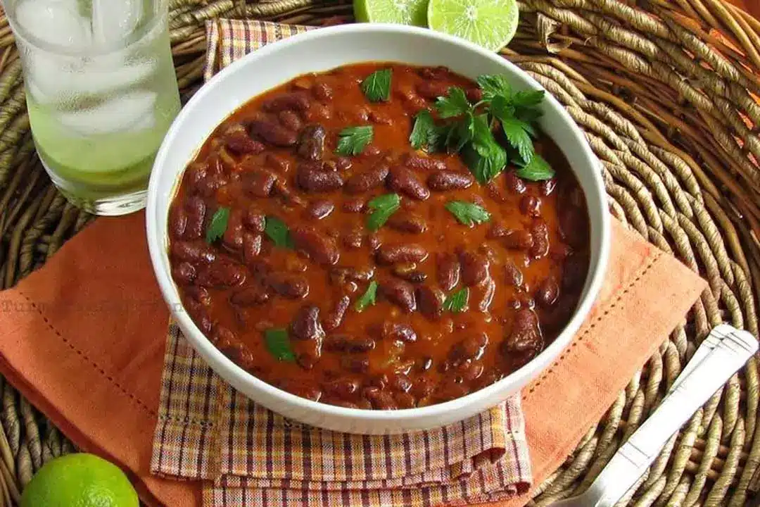 مواد اولیه + دستور پخت خوراک لوبیا چیتی