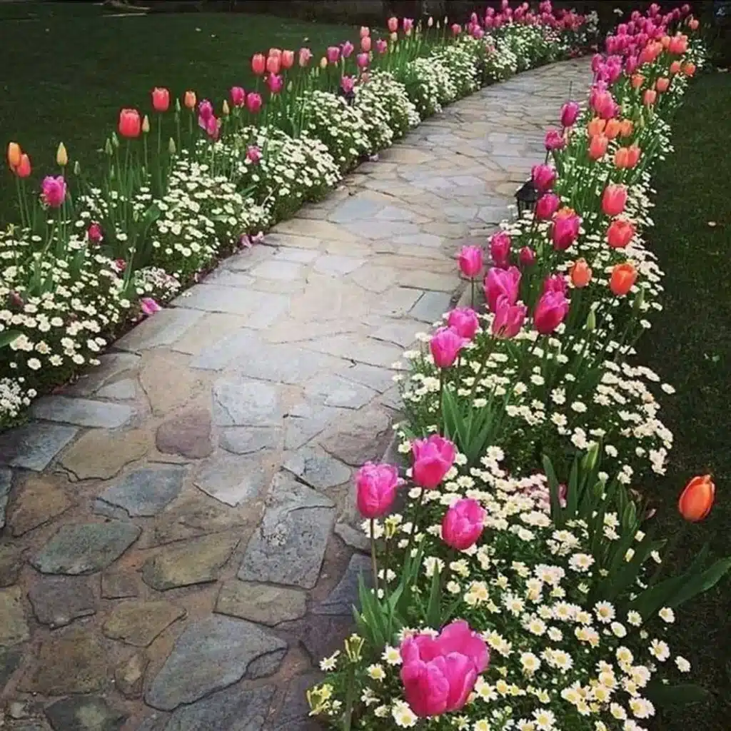  طراحی پیاده رو باغ و محوطه با گل