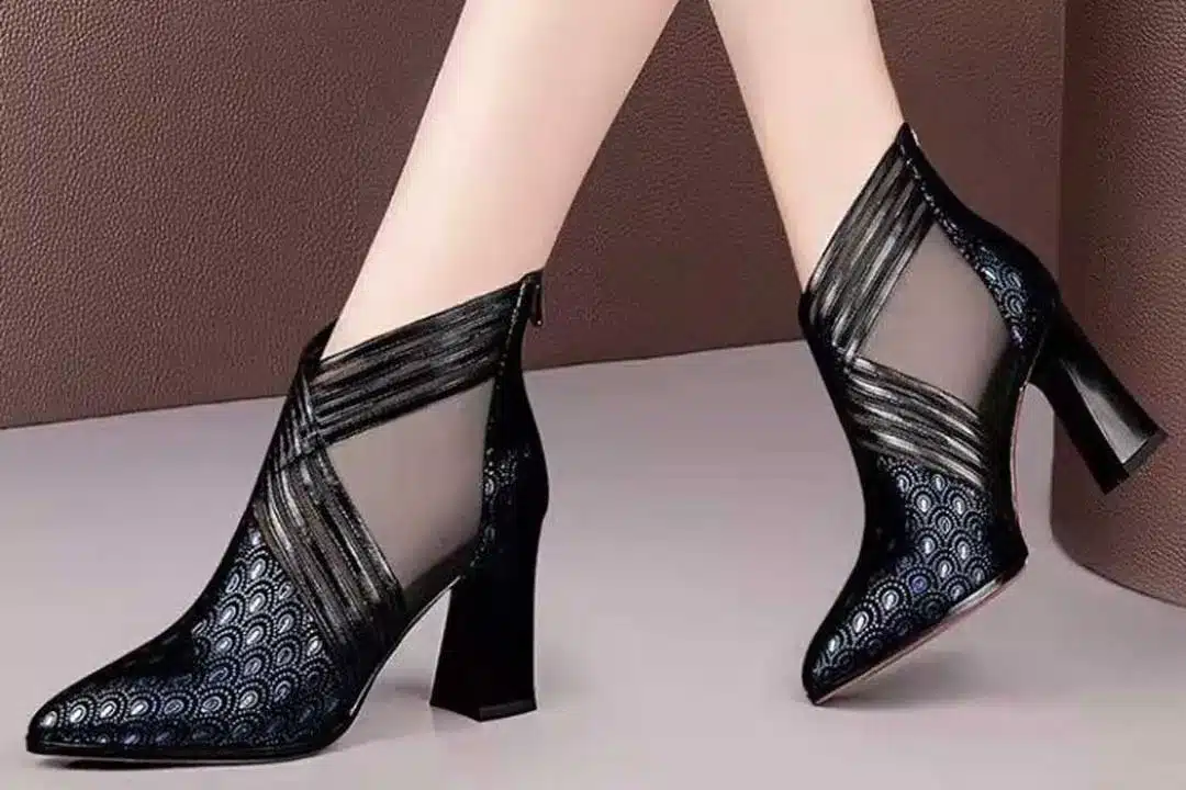 زیباترین مدل های نیم بوت مجلسی توری زنانه ۱۴۰۵