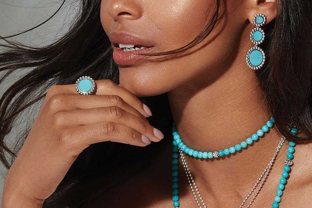 شیک ترین مدل های گوشواره ماه تولد آذر با سنگ فیروزه ۱۴۰۵