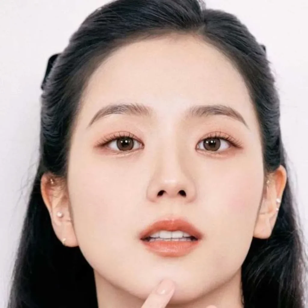 آرایش مینیمال و ساده به سبک دختران کره ای