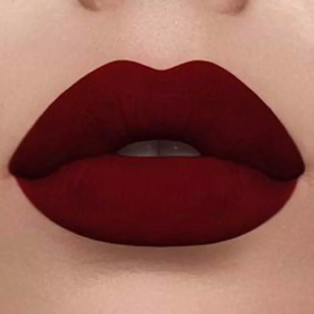 آرایش لب با رژ جیگری 