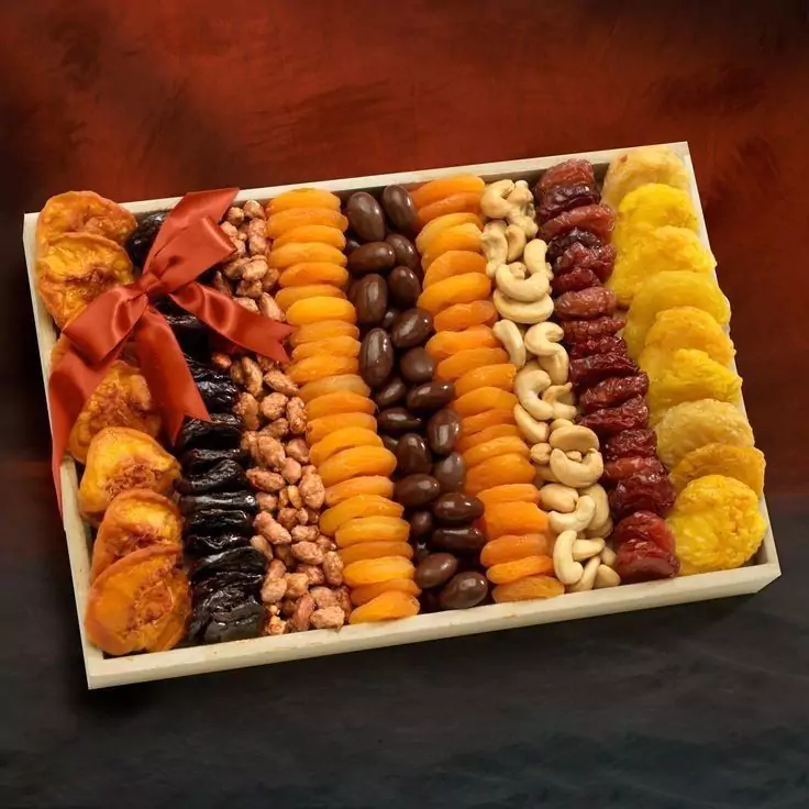 شیک ترین مدل های تزیین آجیل شب یلدا 1402