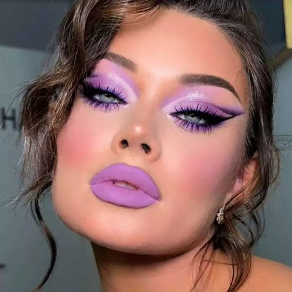 میکاپ با رژ بنفش