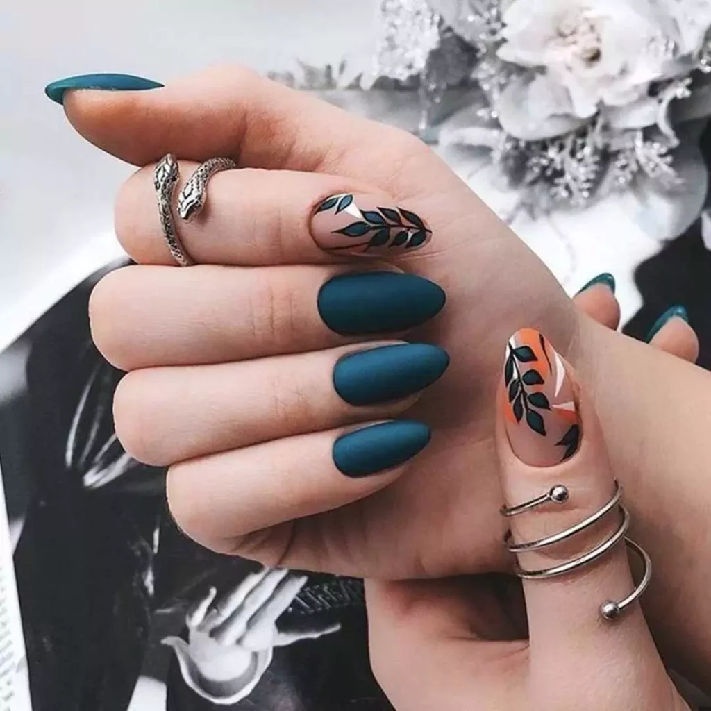 ناخن مات آبی