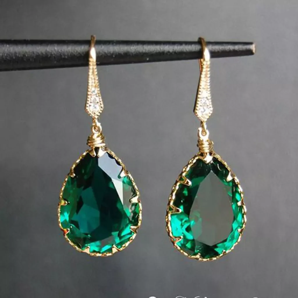 گوشواره با سنگ رنگی