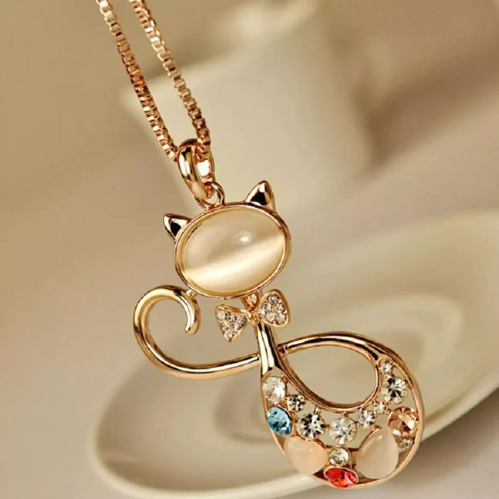 آویز زیبا