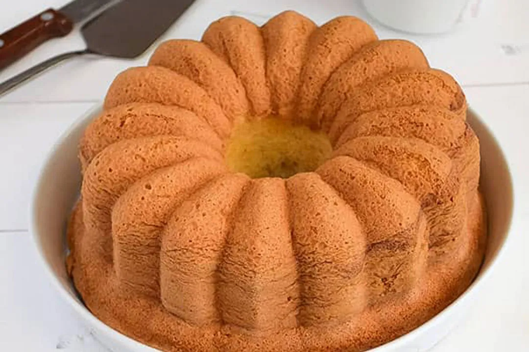 طرز تهیه و مواد لازم کیک ساده بدون فر