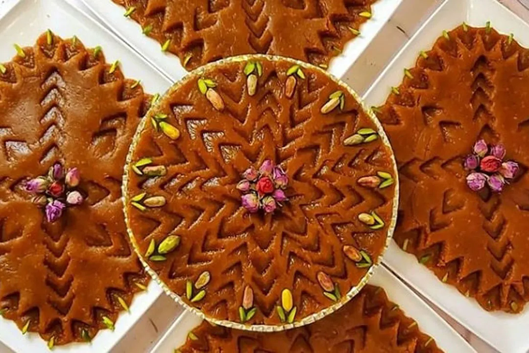طرز تهیه و مواد لازم حلوا سوهانی برای سفره افطار