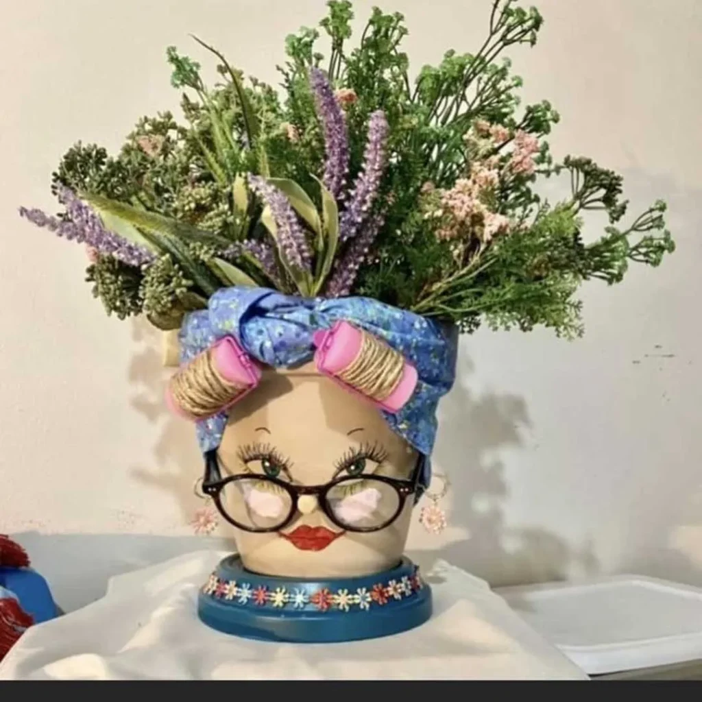  گلدان با طرح چهره انسان زیبا