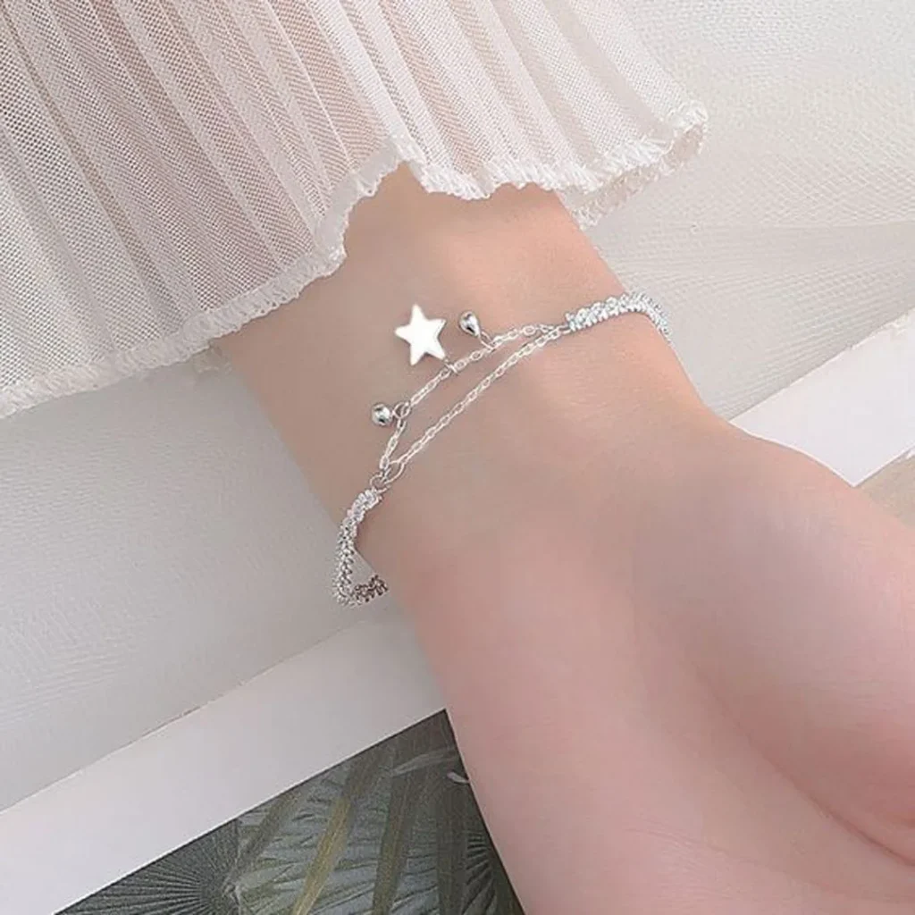 Delicate minimal star design bracelet
