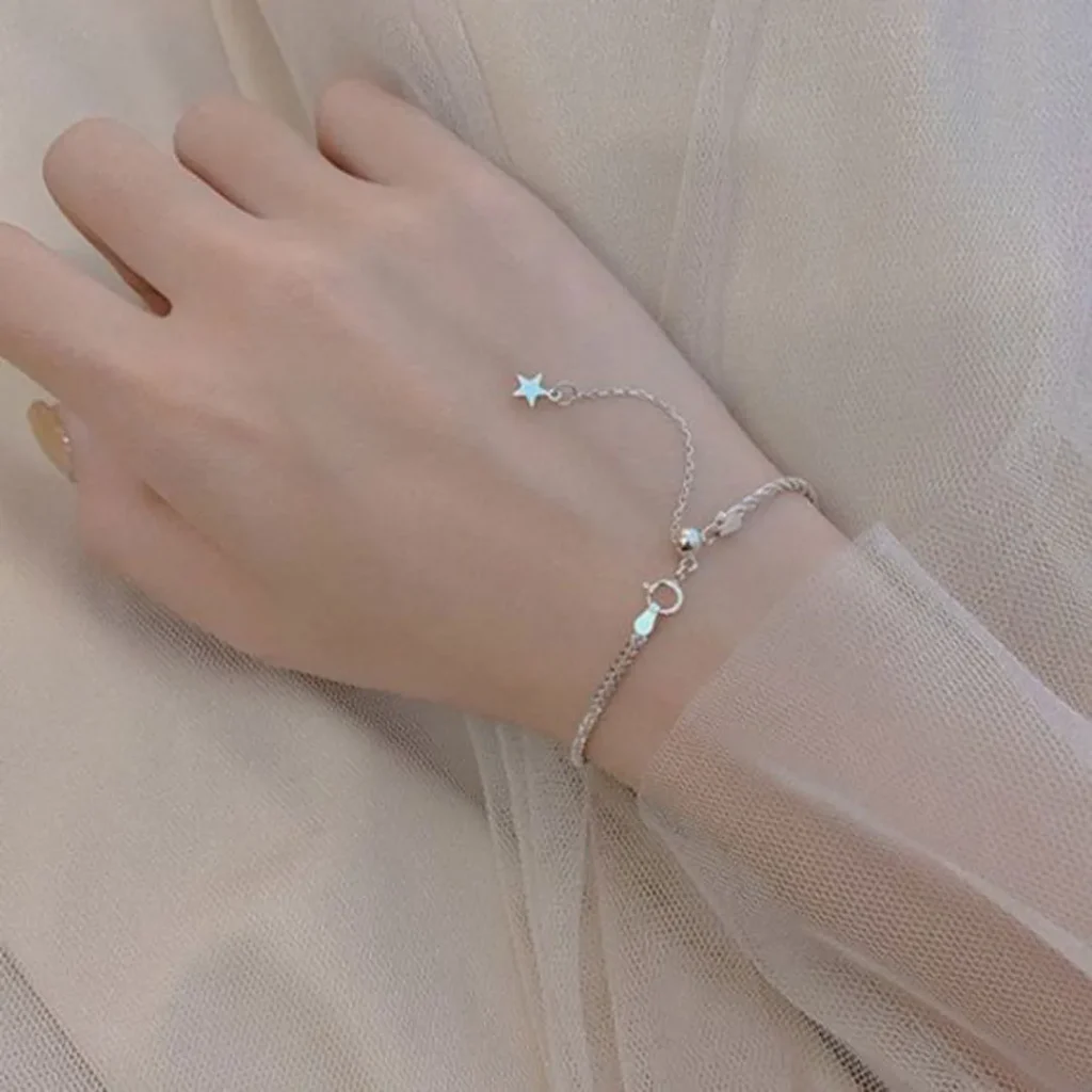 Cute minimal star design bracelet
