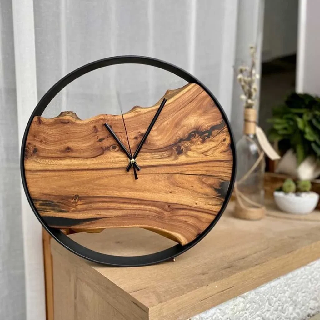 Desk clock with modern wooden design