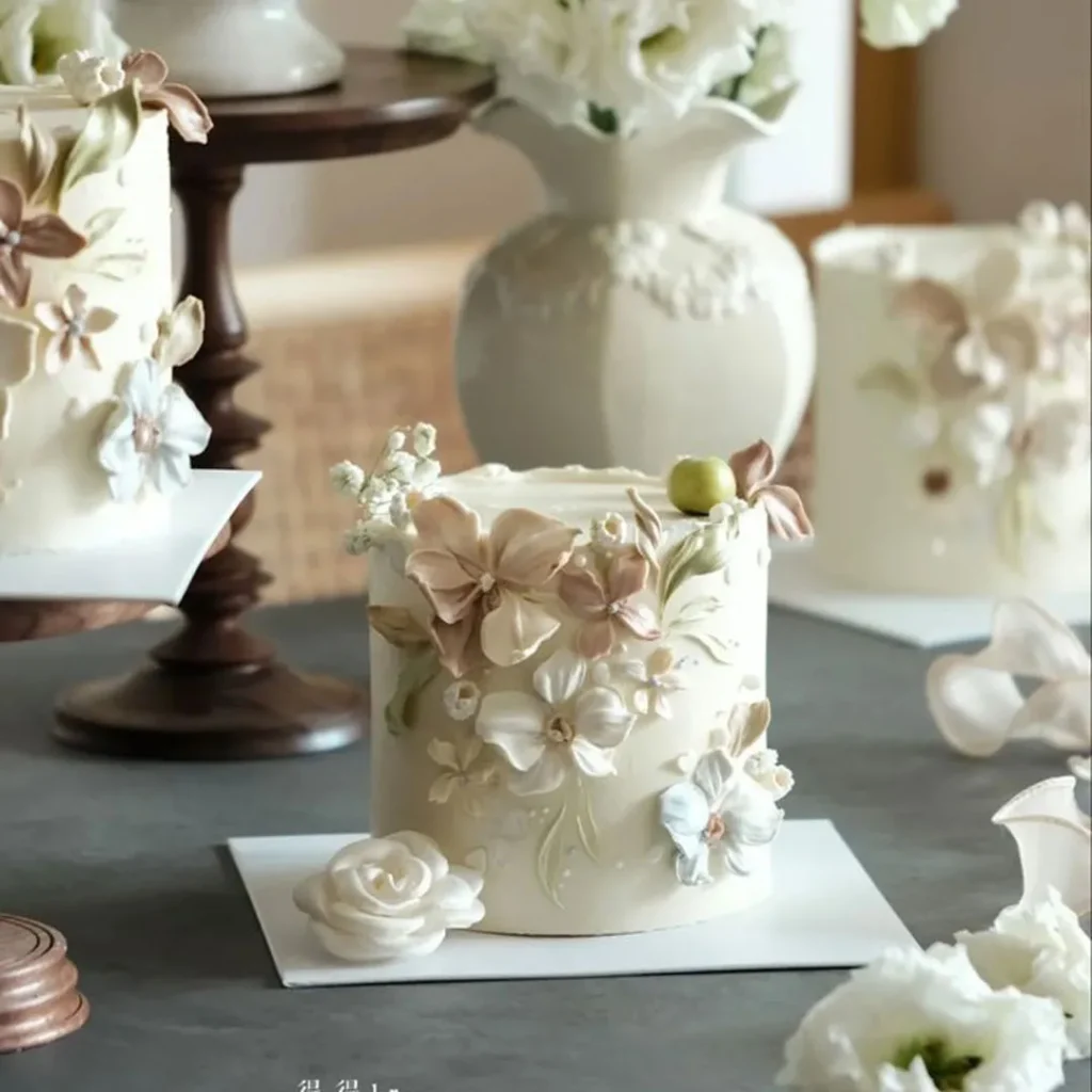   Cake with a beautiful cream design