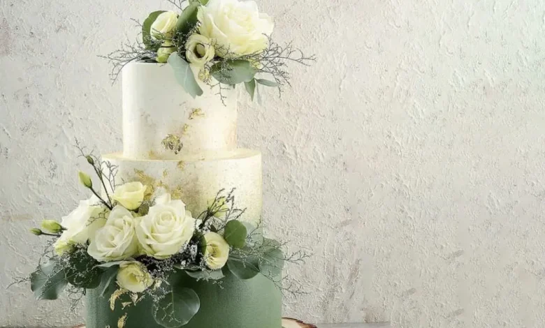 Luxury wedding anniversary cake