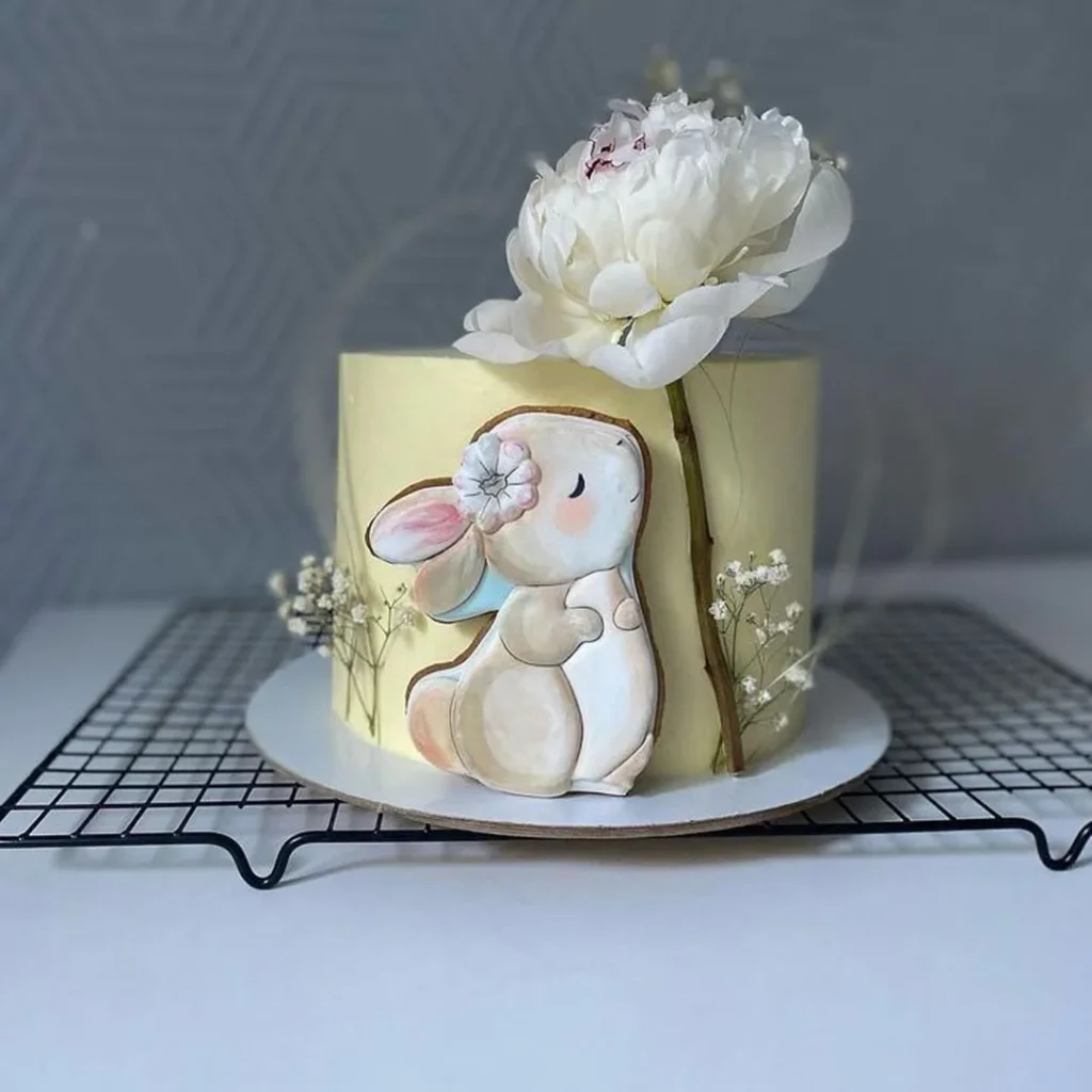   Fancy rabbit design cake