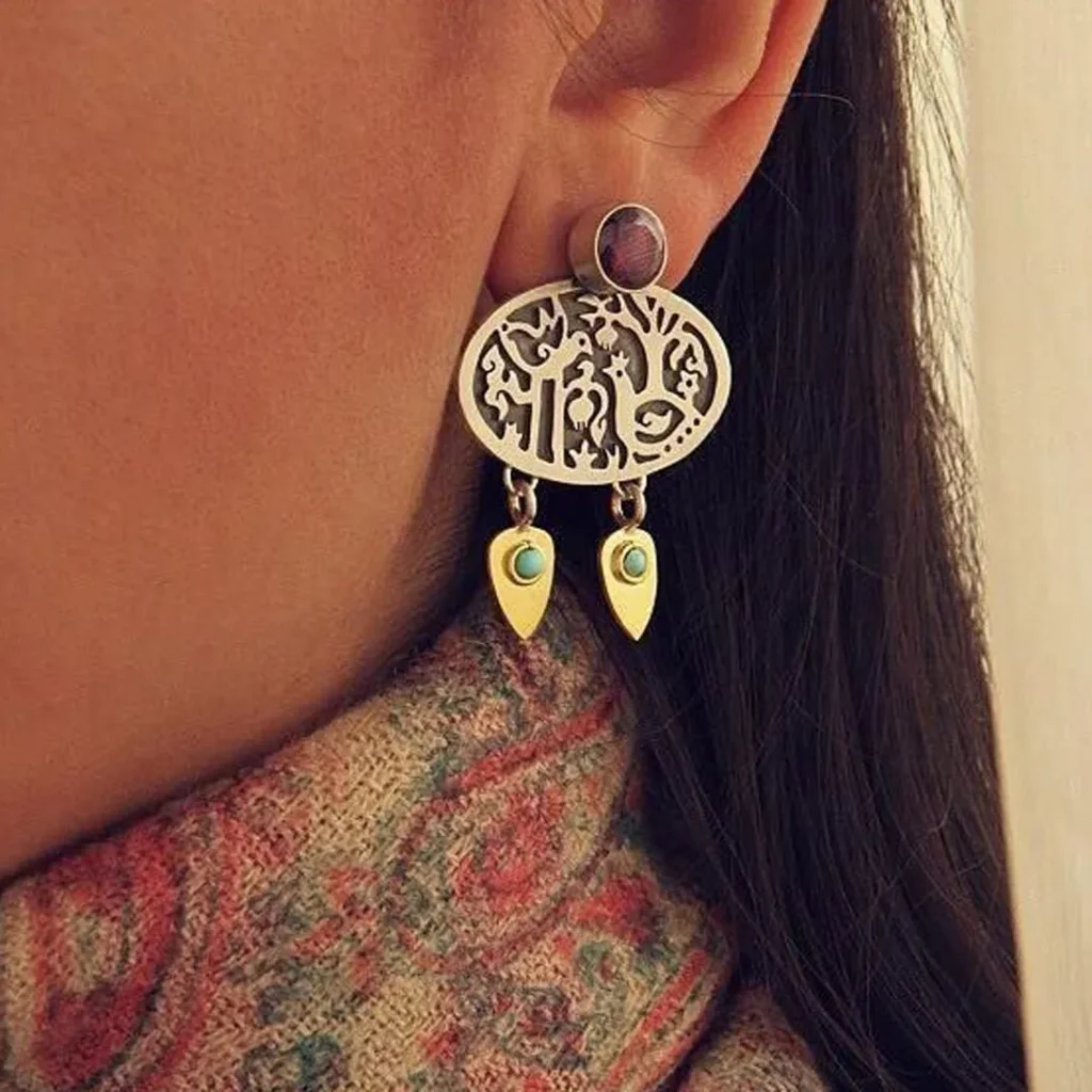 Earrings with traditional Iranian design