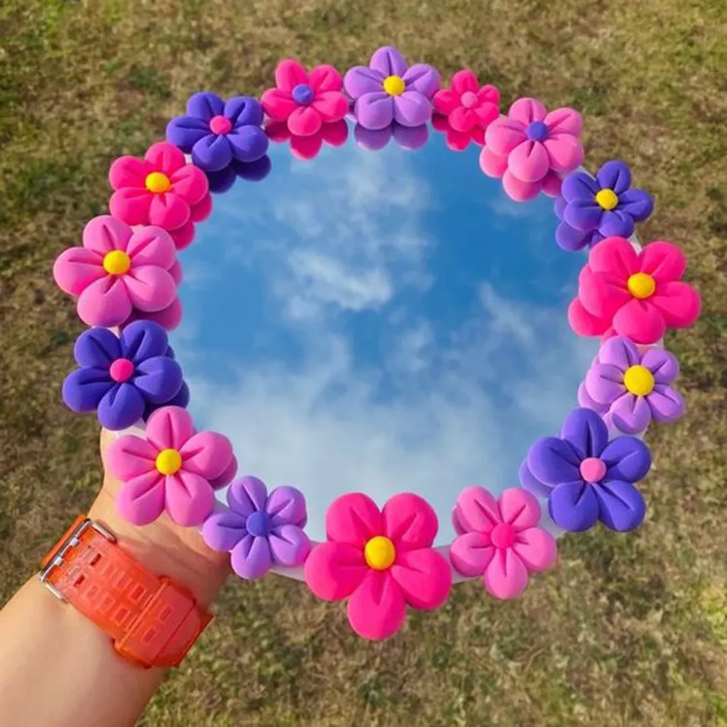 آینه با دیزاین گل