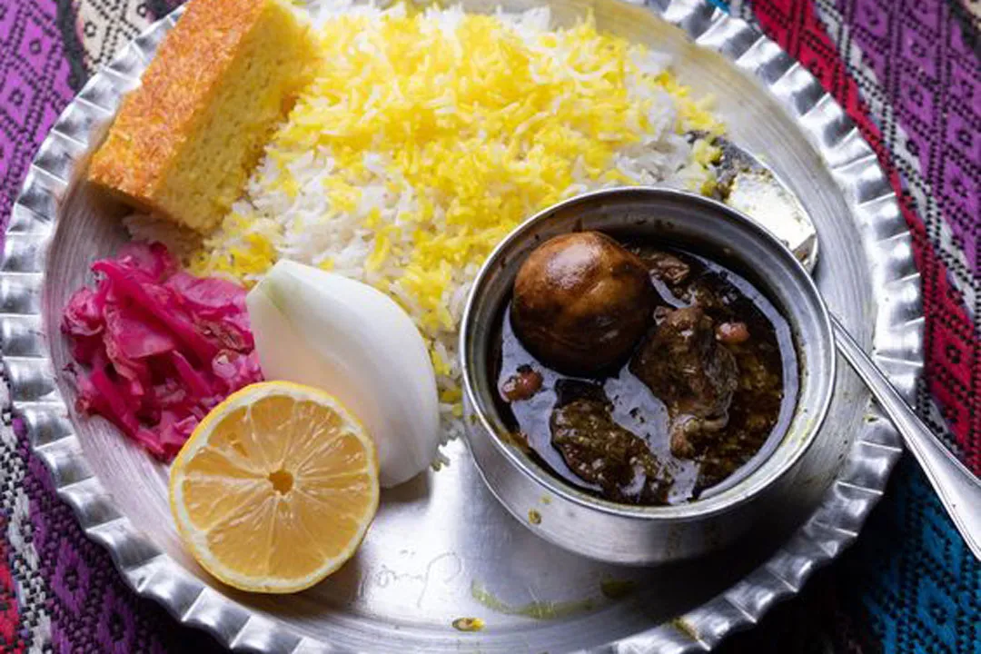 طرز تهیه و مواد لازم خورشت باقالی سبز