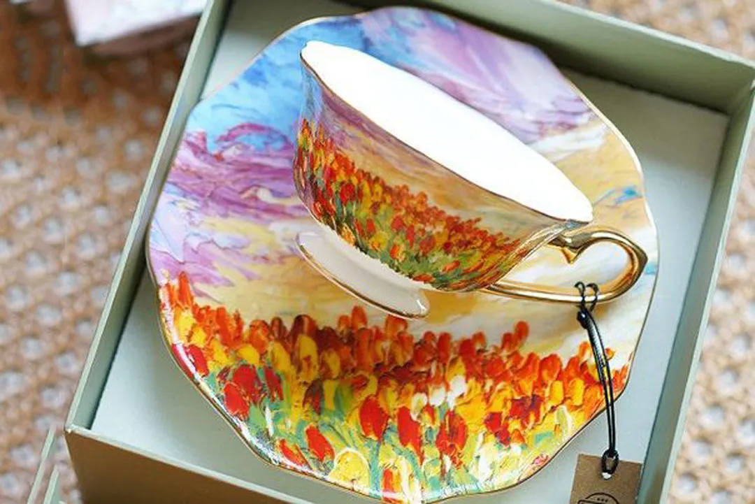 شیک ترین و جذاب ترین مدل های فنجان چای خوری گلدار