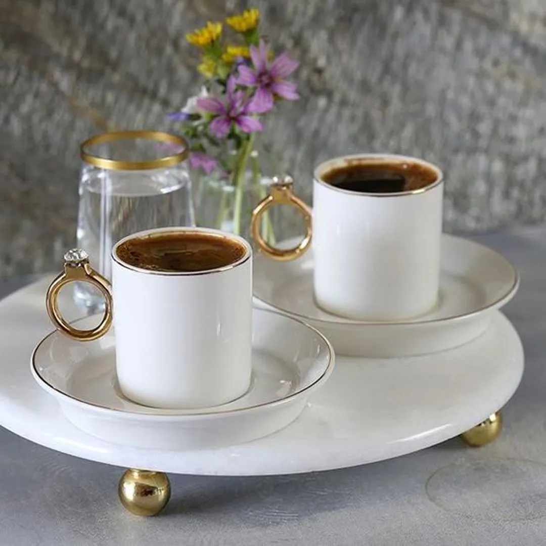 فنجان دور طلائی لوکس