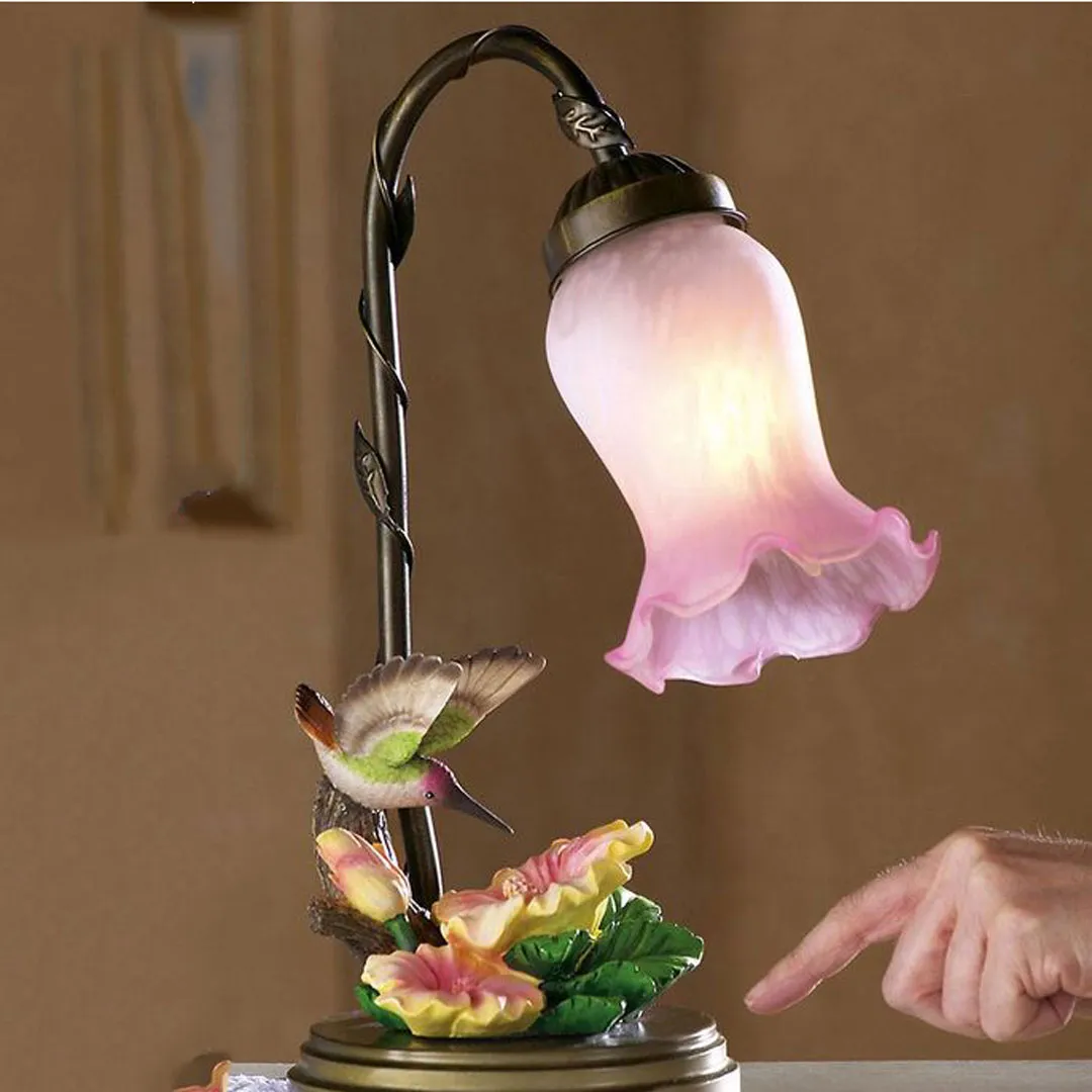 چراغ  مطالعه طرح گل جذاب