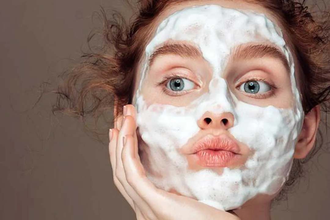 نحوه پاکسازی صبحگاهی پوست