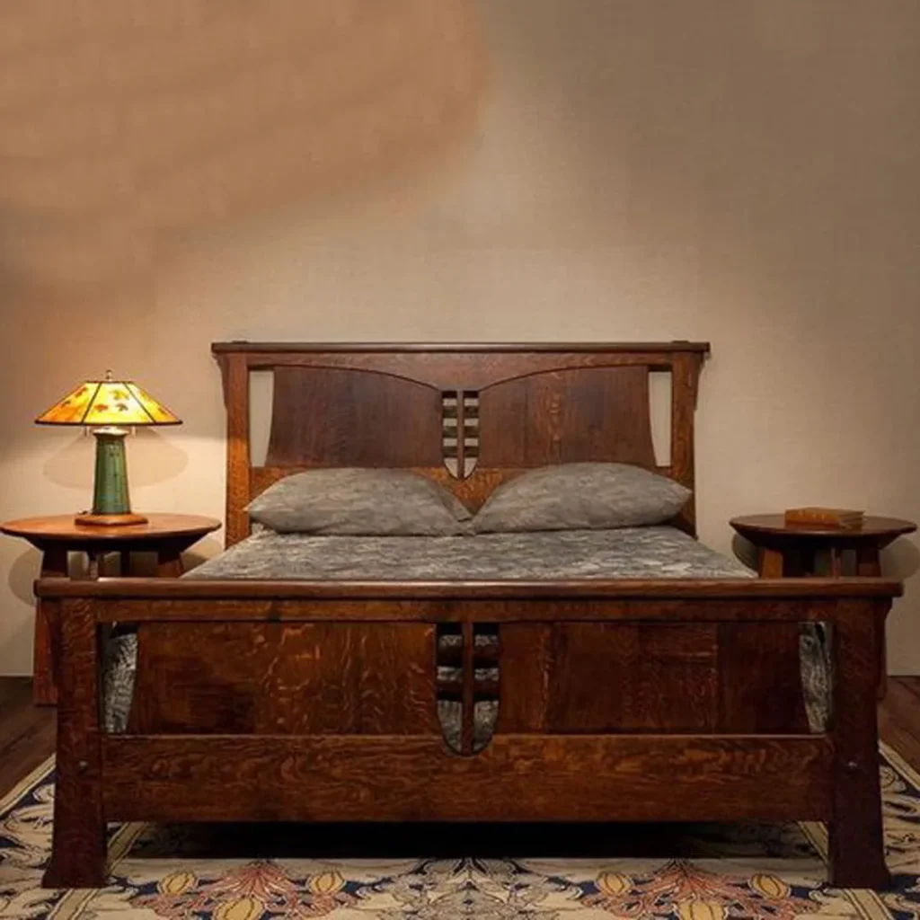 تخت چوبی