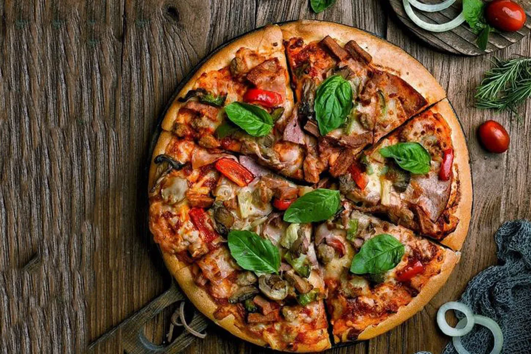طرز تهیه و مواد لازم پیتزا مخلوط