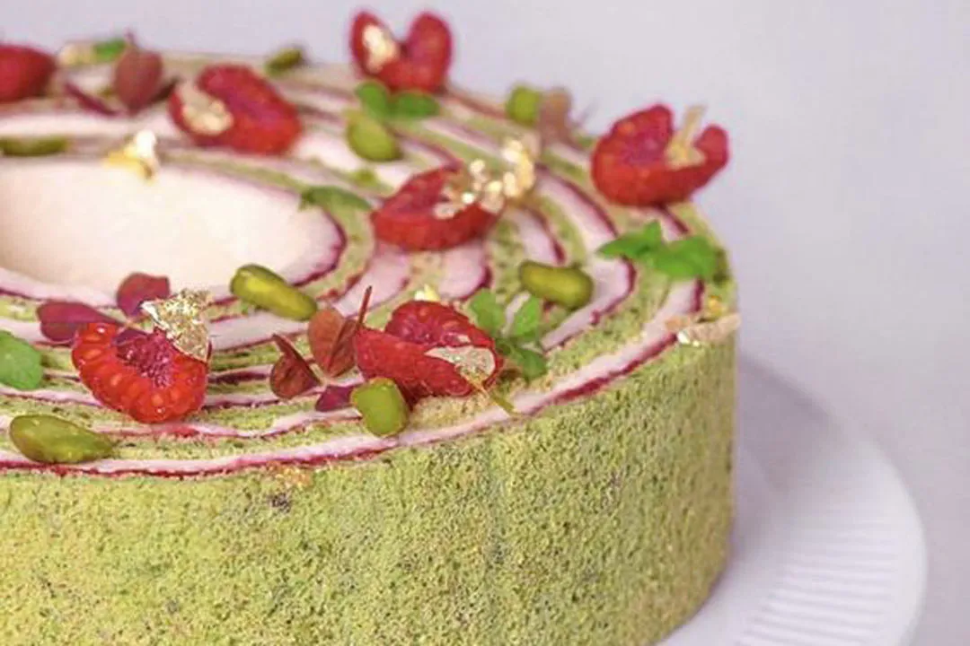 طرز تهیه و مواد لازم کیک پسته