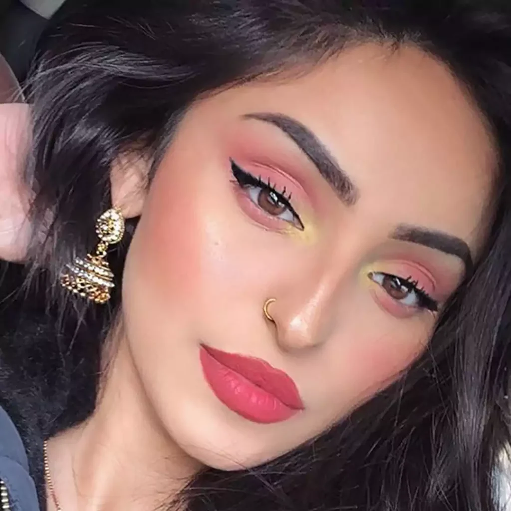 آرایش دخترانه