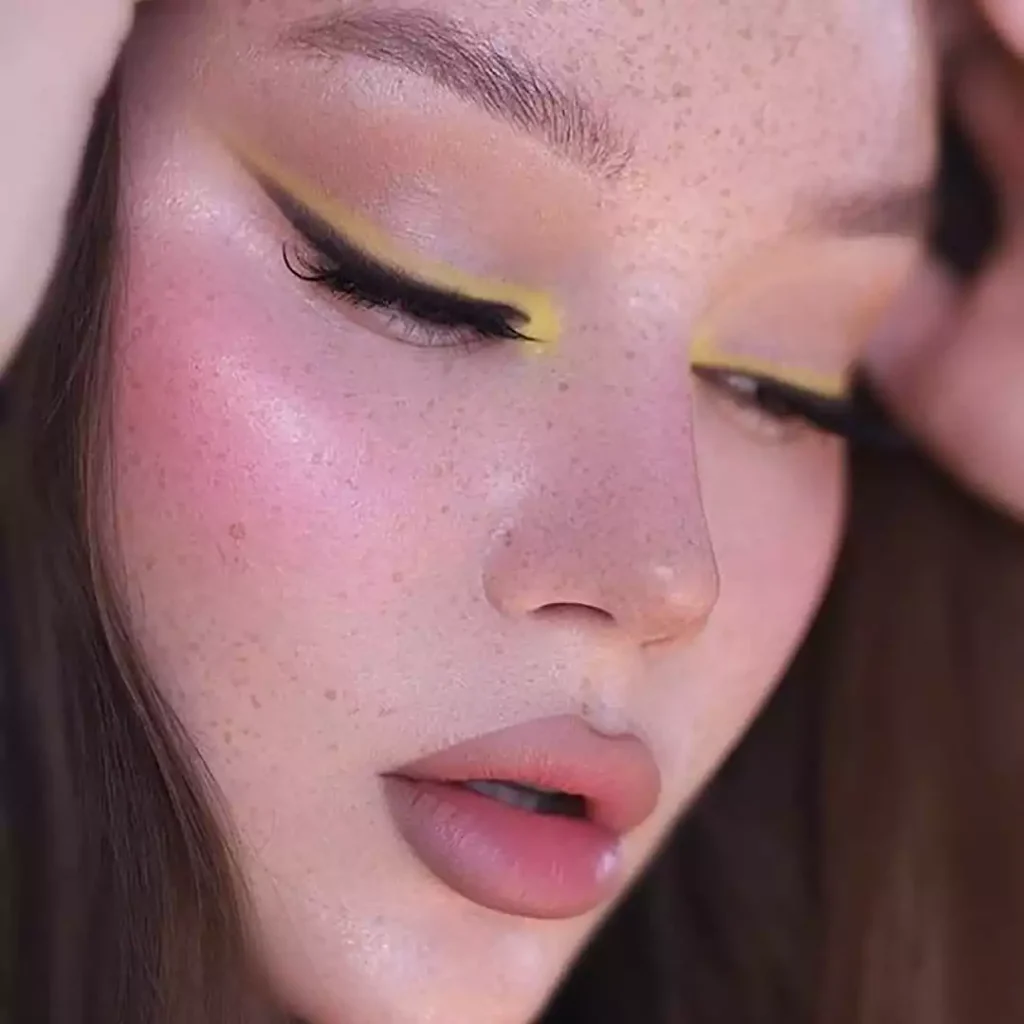 آرایش چشم ساده