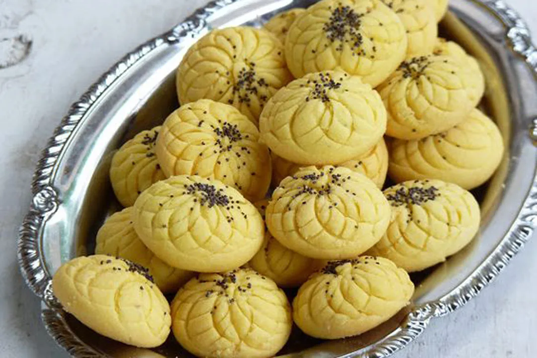 طرز تهیه و مواد لازم شیرینی برنجی
