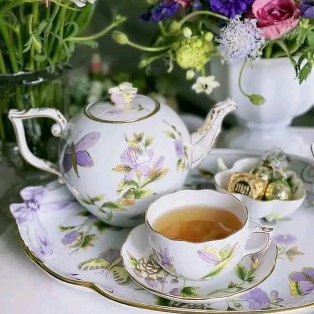 ست قوری و فنجان گلدار