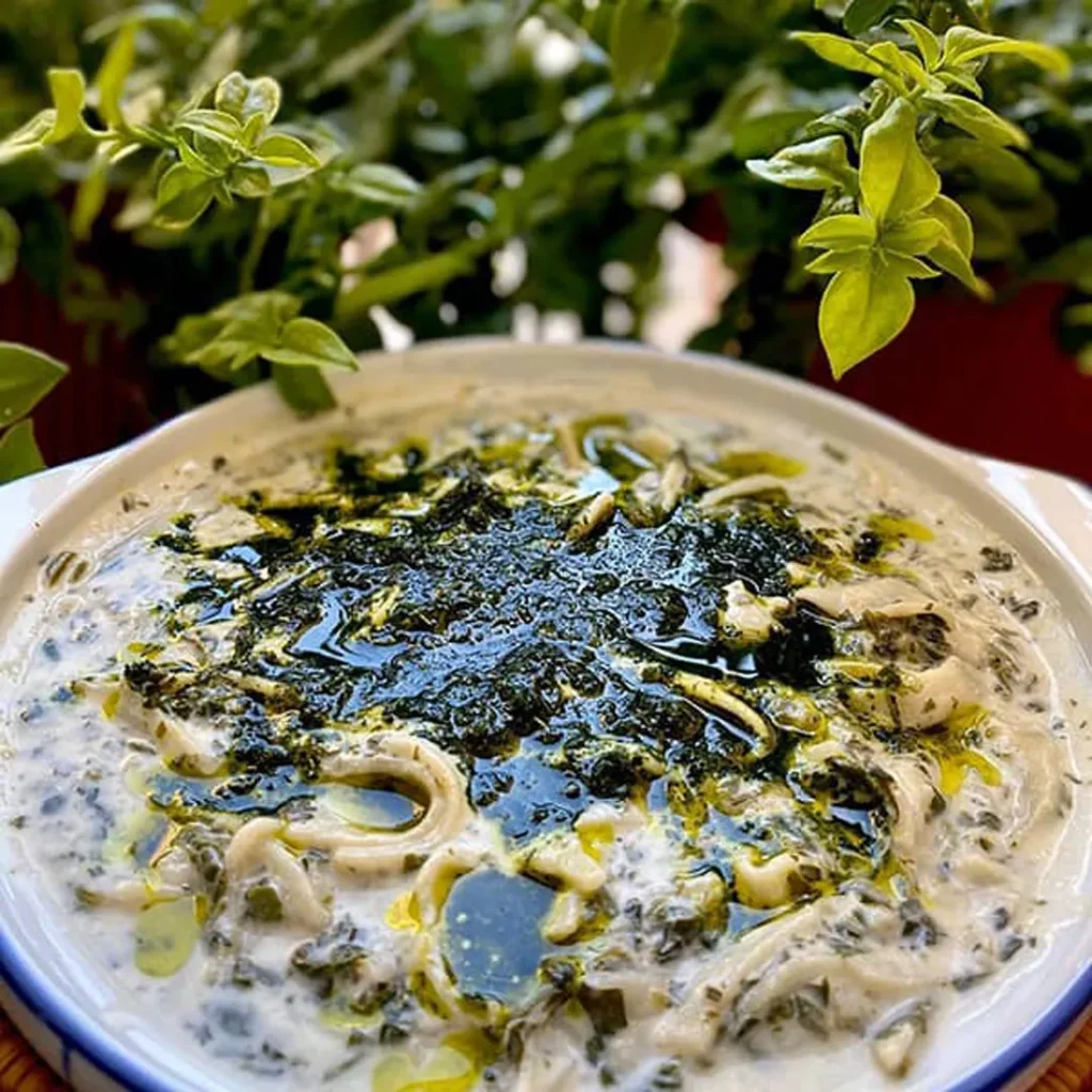 طرز تهیه آش لخشک مشهدی