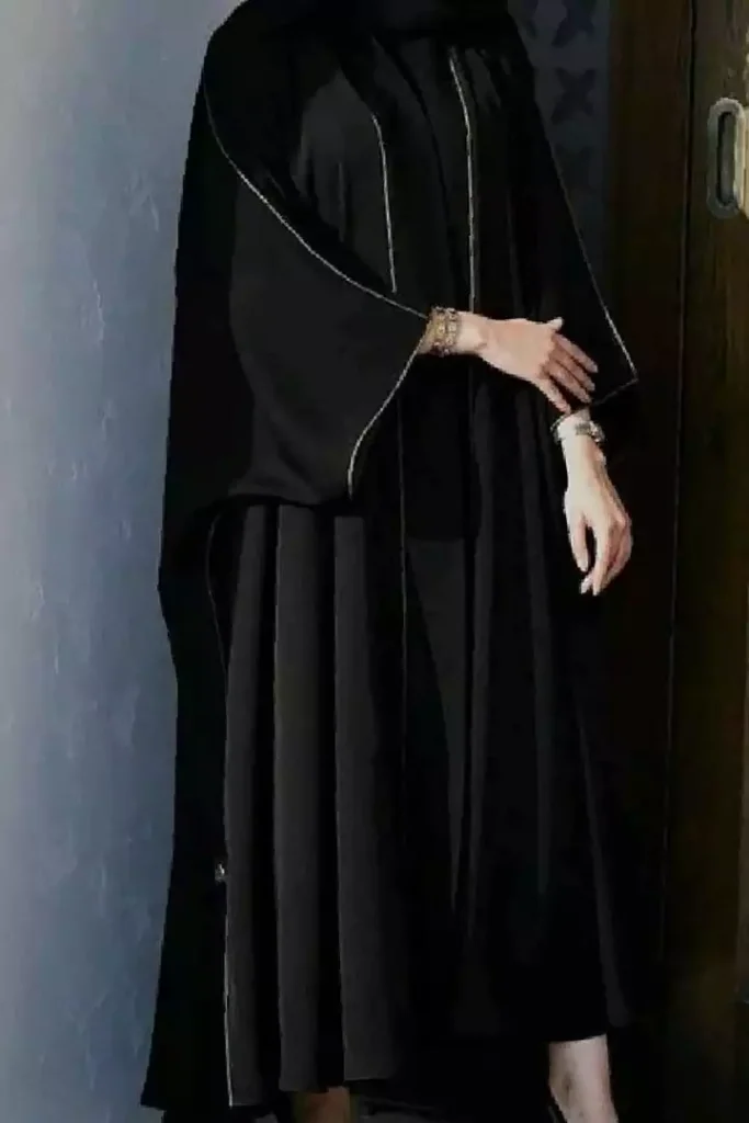 مانتو عبایی مشکی مجلسی