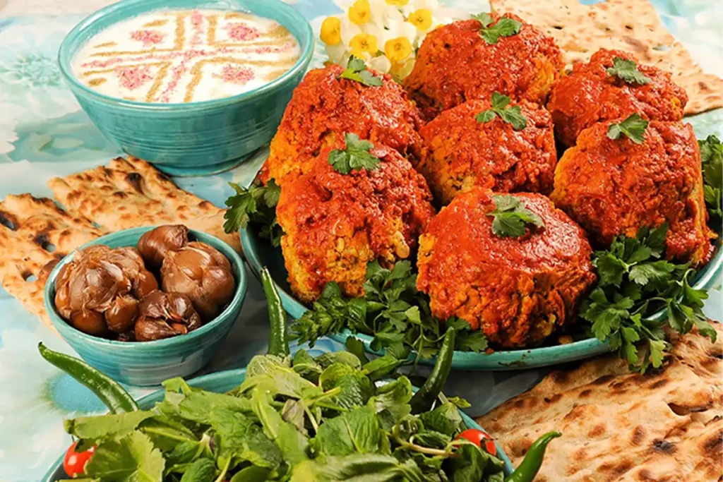 کوفته هلوی شیرازی؛ کوفته‌ شیرین و خوشمزه برای یک مهمانی خاص