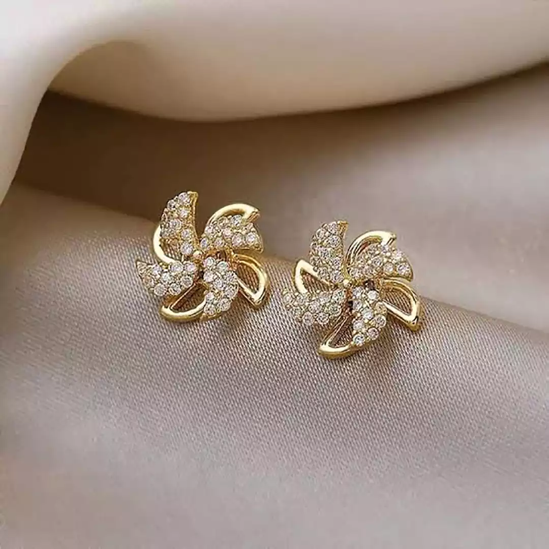 گوشواره طلا مینیمال و مدرن